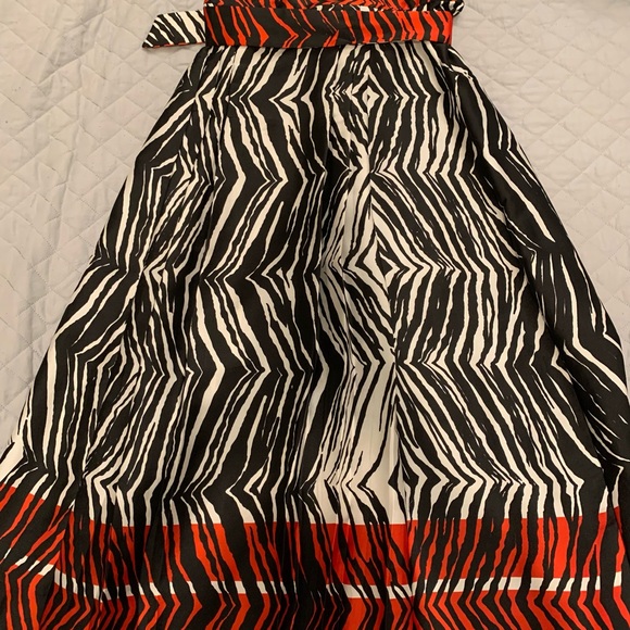 Zara Zebra Print Midi skirt - Picture 4 of 4